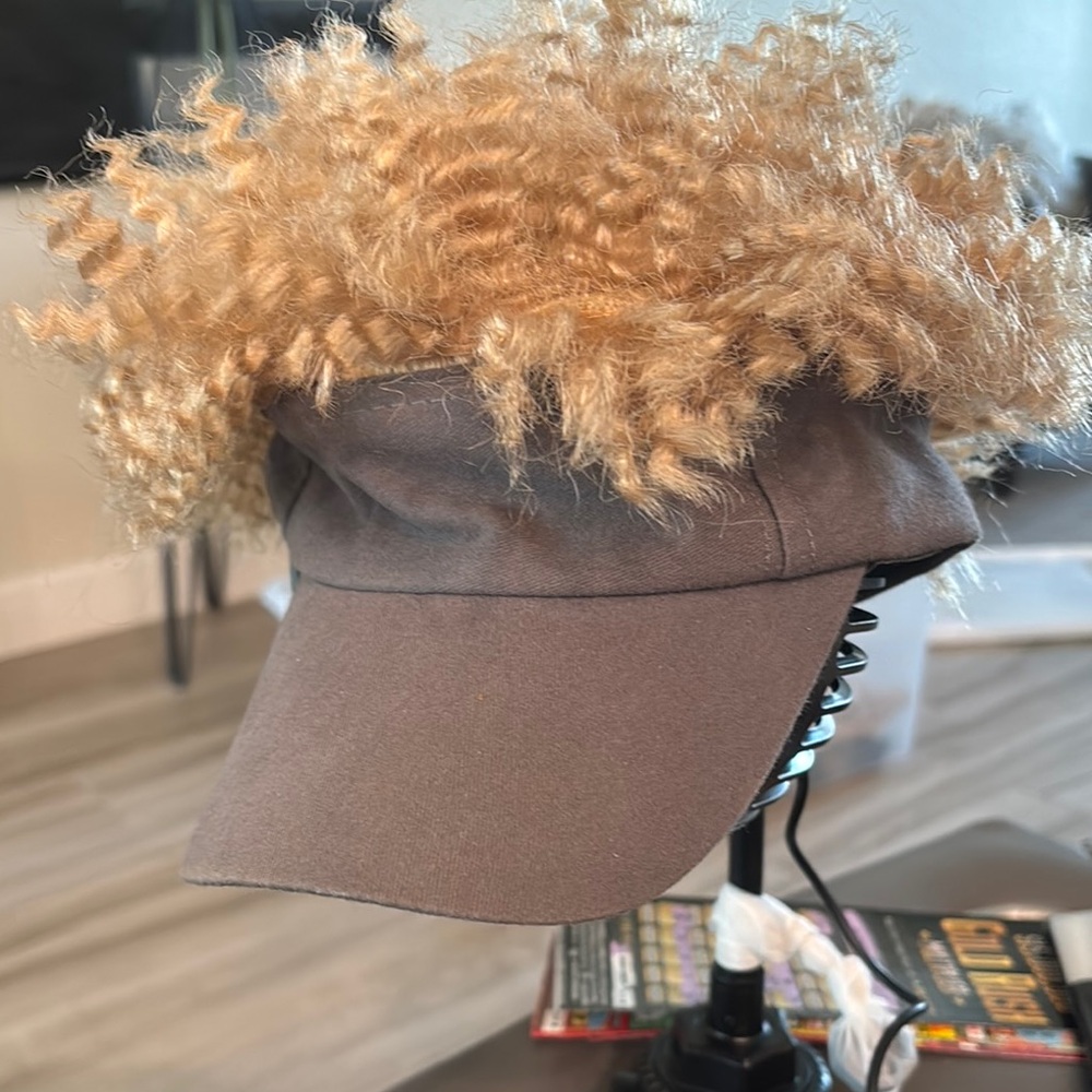 Curly Hair Visor Hat in Gray and Blonde